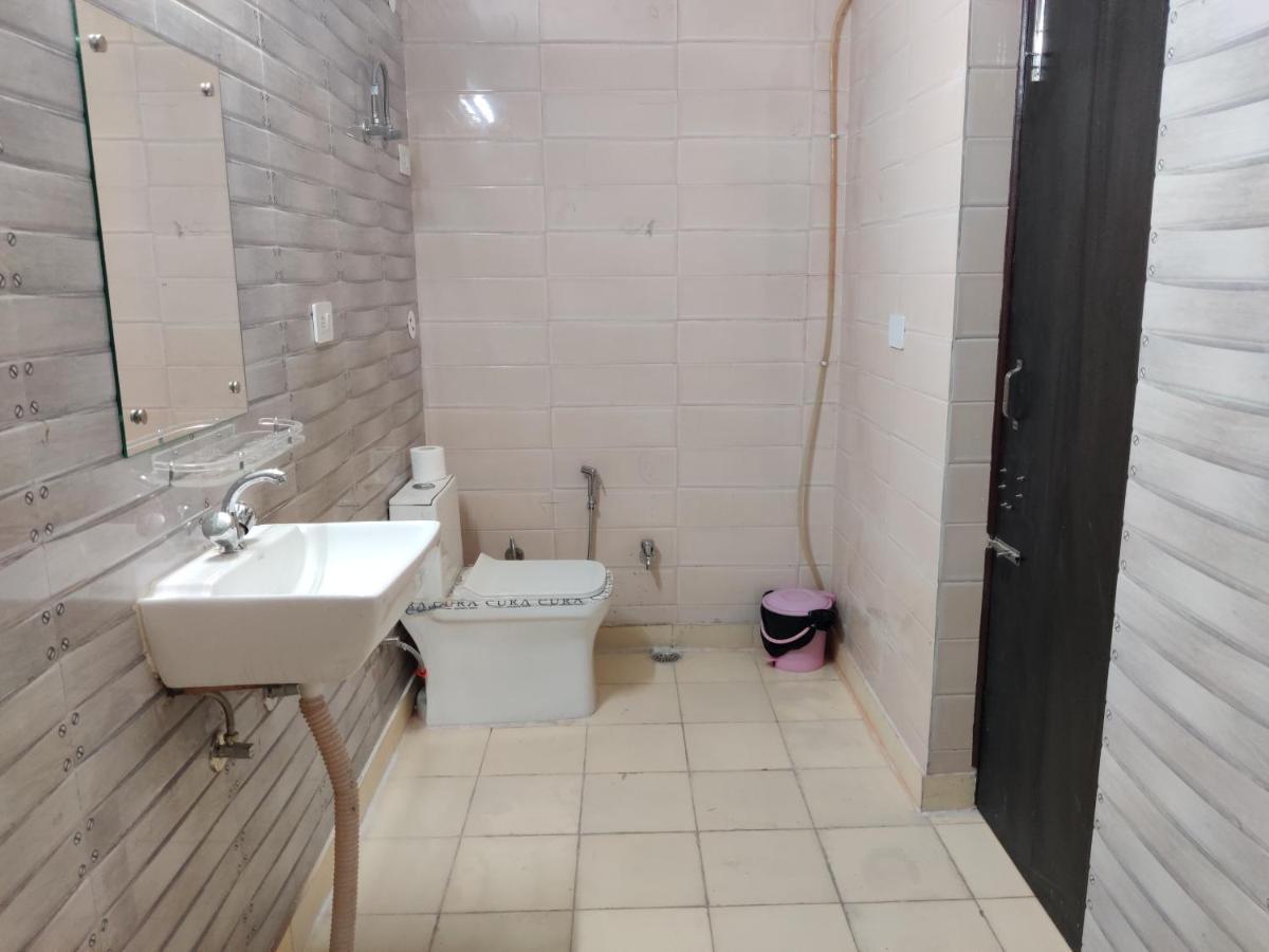 Heistel Delhi Hostel Ню Делхи Екстериор снимка